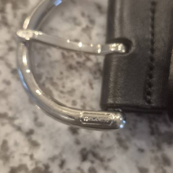 Coach Women's Belt - Picture 4 of 8